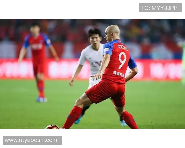 黑龙江队与青岛黄海的激烈对决展现足球魅力与团队精神的巅峰较量