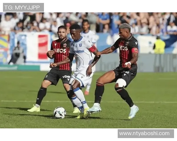 埃瓦尔主场迎战赫罗纳争夺西甲保级关键三分