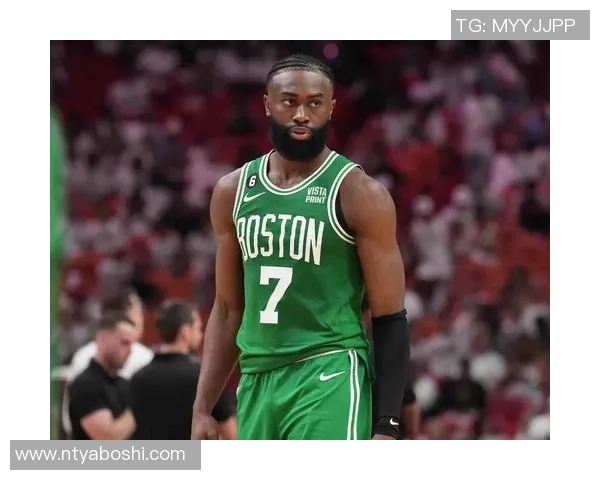 杰伦布朗的崛起与挑战：探索他在NBA的影响力与未来发展