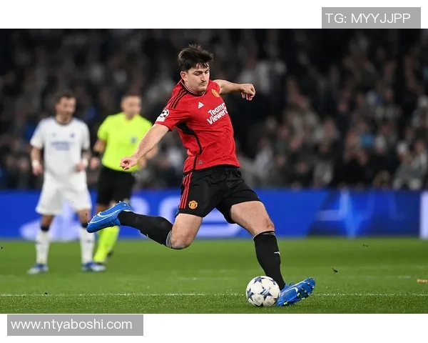 欧冠激战曼联迎战瓦伦西亚争夺小组出线关键战役 欧冠激战曼联迎战瓦伦西亚争夺小组出线关键战役